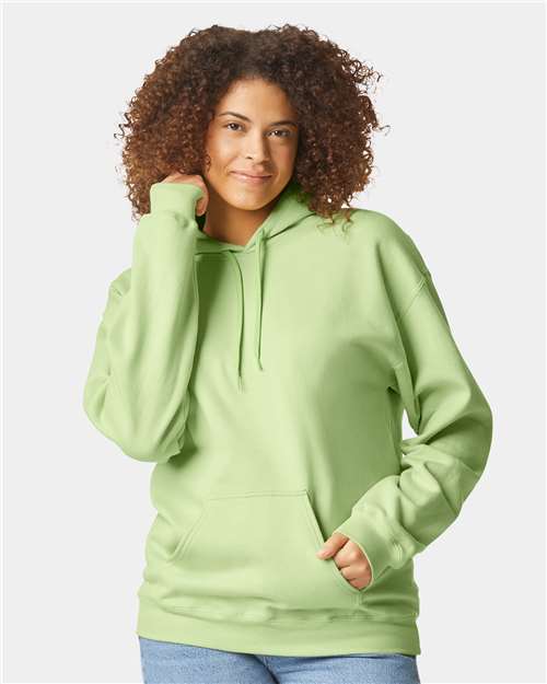 Gildan - Softstyle® Midweight Hooded Sweatshirt  - SF500